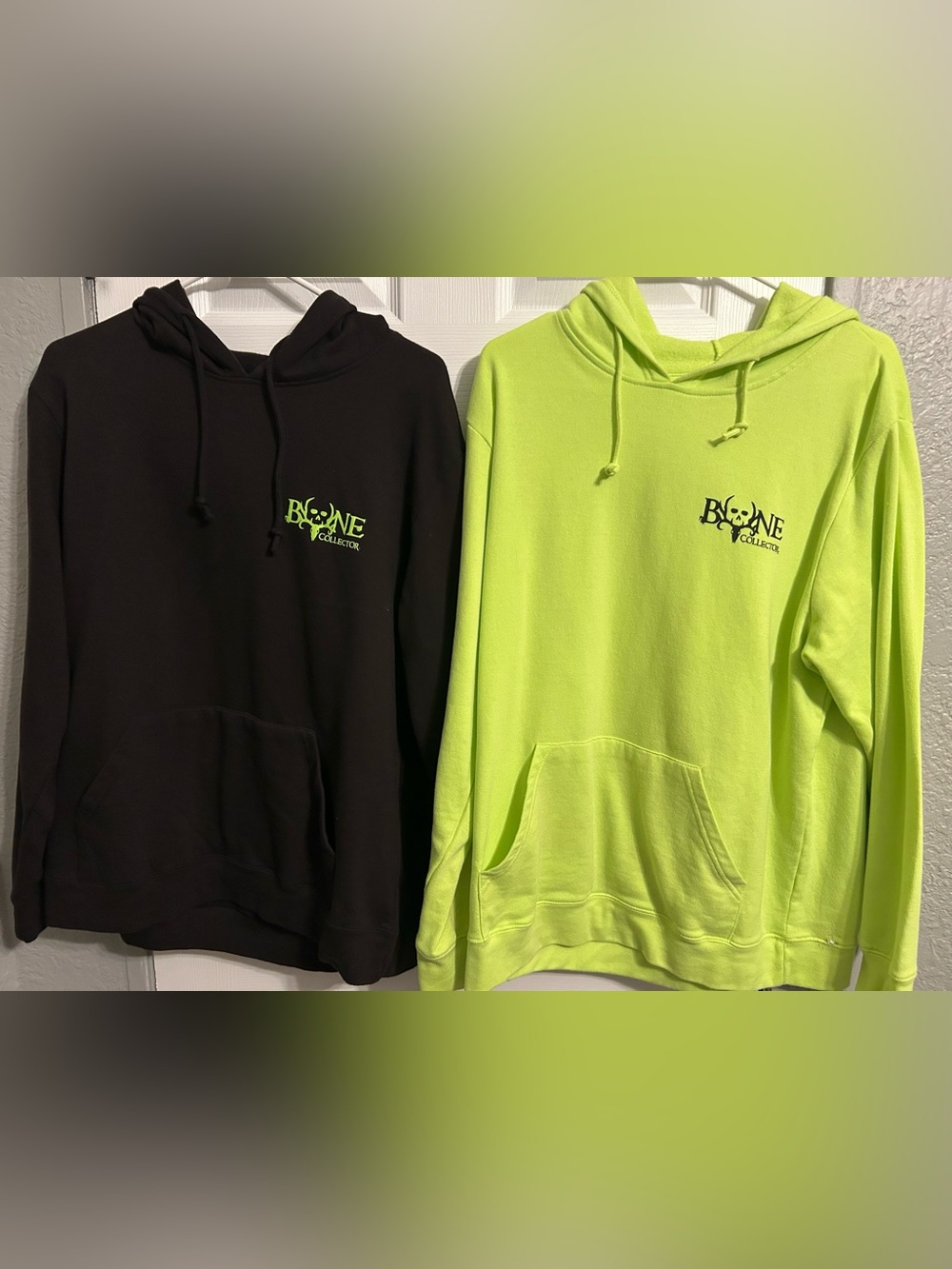 Bone Collector Hoodies size Large